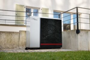 how does a heat pump work